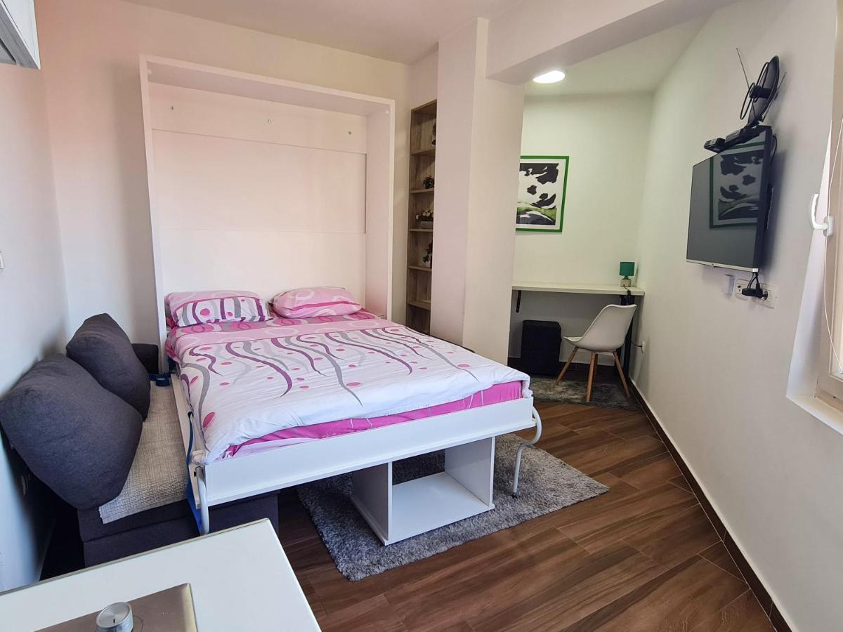 Victory Apartment Niksic ภายนอก รูปภาพ